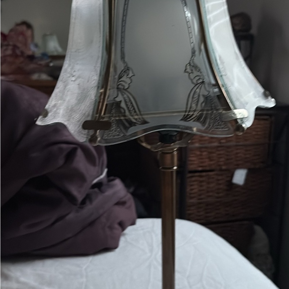 Elegant Brass and Glass Table Lamp